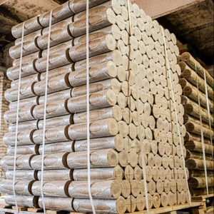 Briquettes de bois à haute énergie à vendre offrant un rendement thermique supérieur et une combustion propre pour une option de chauffage durable - Product Image 1