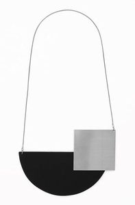 Collares ovalados geométricos huecos para mujer Collar con colgante ovalado de color plateado de acero inoxidable - Product Image 2