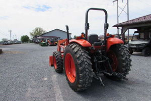 Hot Offer 2022 Kubota M7060 4X4 Diesel Engine <b>Tractor</b>/ Front <b>Loader</b> and Rear <b>Backhoe</b> <b>Loader</b> Available in Stock for Shipping - Product Image 2