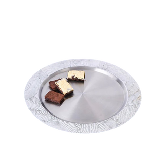 Assiette de présentation ronde en métal doré de style designer, vaisselle et assiettes faites à la main pour les dîners de mariage luxueux, décoration - Product Image 4