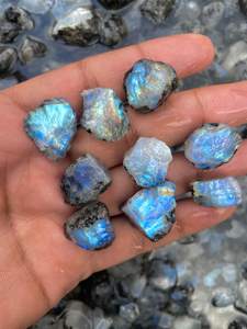 มูนสโตนแท้ธรรมชาติหลากสี ระดับพรีเมียม รับรองโดย IGI สำหรับบำบัดรักษา ราคาขายส่ง - Product Image 2