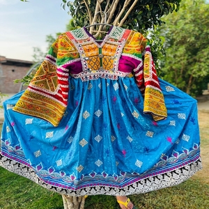 Nouveautés Robes KUCHI afghanes grande taille de couleur orange pour femmes Vêtements traditionnels faits à la main au prix de gros - Product Image 2