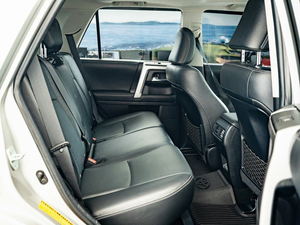 รถยนต์มือสอง ปี 2021 โตโยต้า ฟอร์รันเนอร์ ลิมิเต็ด ขับเคลื่อน 4 ล้อ พวงมาลัยซ้าย/ขวา - Product Image 3