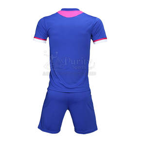 เสื้อฟุตบอลกางเกงขาสั้นเครื่องแบบนักบอลผ้าโพลีเอสเตอร์ชุด100% - Product Image 2