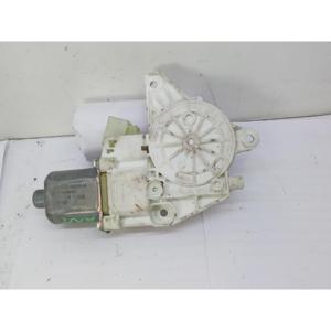 MOTORE ELETTRICO PER FINESTRINO ANTERIORE DESTRO MERCEDES Classe C Berlina W204 A2048200242 (07>) - Product Image 1