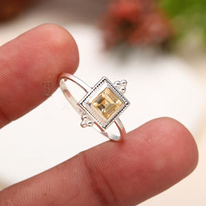 แหวนอัญมณีซิทรีนธรรมชาติทำจากเงินแท้สีเงิน925 - Product Image 3