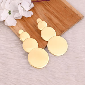 Boucles d'oreilles en laiton élégantes de qualité supérieure ou boucles d'oreilles statement en gros pour taille personnalisée, vente flash - Product Image 3