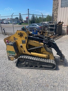 mini skid steer 2017VERMEER S800TX <b>stand</b> on for sale - Product Image 4