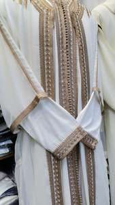 Qamis Marocain Hommes Fait Main en Soie à Imprimé Numérique Infroissable, Grande Taille XXL, Manches Longues, Style Fête, Abaya Musulmane pour Adultes - Product Image 6