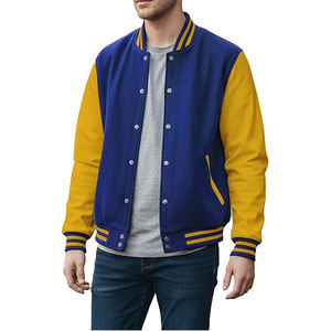 แจ็คเก็ตบอมเบอร์กันน้ำสไตล์คลาสสิกแบบวิทยาลัยสำหรับฤดูหนาว พร้อมขอบขนแกะและโลโก้แบบกำหนดเอง - Product Image 3