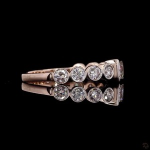 Conjunto de bisel, banda de eternidad de diamantes, anillo apilable de oro de corte redondo para mujer, regalo de joyería minimalista para boda o aniversario para ella - Product Image 2