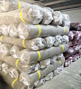 Haute qualité pas cher prix 100 coton éponge ou velours tissu conception personnalisée rouleau serviette peignoir tissus écologique - Product Image 1