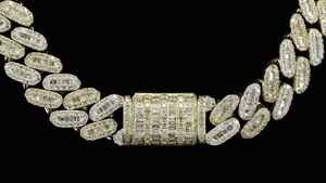 Cadena Cubana de Lujo Chapada en Oro y Plata, Hecha a Mano para Hombre, Joyería Audaz para Fiestas y Uso Diario - Product Image 2