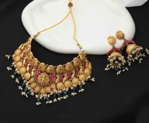 Bijoux de temple de style antique Colliers ras du cou plaqués mats antiques pour mariages Occasions spéciales Cadeau de festival orthodoxe - Product Image 1