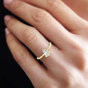 แหวนมอยส์ซอไนต์ทรงลูกแพร์สีเหลืองทอง14K สำหรับงานแต่งงานและงานครบรอบ - Product Image 3