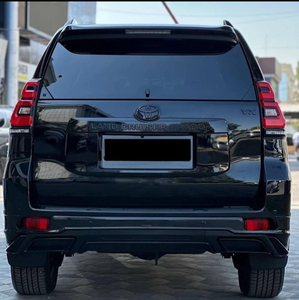 Toyota Land Cruiser Prado 2022 Limpio, SUV Híbrido de Lujo, Motor Turbo Automático, Opciones de Interior Oscuro/Claro, Neumáticos R17/R18 - Product Image 5