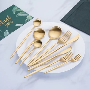 Cubiertos chapados en oro brillante para banquete de boda, conjunto de cuchara y tenedor de lujo, seguro y saludable, gran oferta - Product Image 1