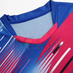 Uniforme de Fútbol de Alta Calidad al por Mayor, Uniforme de Fútbol Sublimado de Manga Corta con Cuello en V de Poliéster para Adultos - Product Image 2
