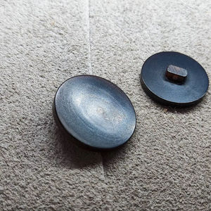 Botón Natural de Cuerno de Búfalo al por Mayor, Acabado en Blanco para Accesorios de Ropa, Alta Calidad - Product Image 1