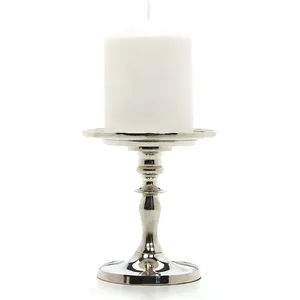 Candelabro de metal premium para centro de mesa con diseño antiguo, fabricado por Zahid Exports en India, gran mayorista. - Product Image 1