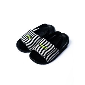 Pantuflas de Cuero Sintético de Primera Calidad con Diseño de Lujo y Comodidad, Hechas a Mano en Indonesia, Modernas y Ecológicas - Product Image 1