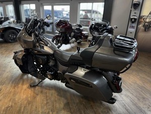 Premium IndiIan Motorcycle Road Master Dark Horse Heavy Metal - Product Image 2
