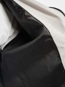 เสื้อกันลมสำหรับผู้ชายผ้าไนลอนบล็อกน้ำหนักเบากันน้ำได้มีซิปแบบกำหนดเองสินค้าออกใหม่2025 - Product Image 3