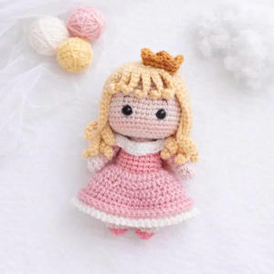 Muñeca de ganchillo súper linda para niñas, regalo de muñeca con accesorios, hecha a mano con algodón de leche, ecológica. - Product Image 5