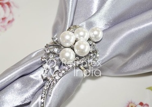 Anillo para servilletas con diamantes de imitación, hecho en la India, refractex, calidad, precio bajo - Product Image 3