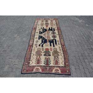 พรมตุรกีขนาด 4x10.7 ฟุต, พรมเฮอร์กีวินเทจ, พรมขนสัตว์ลายพิมพ์สัตว์สีแดง - Product Image 1