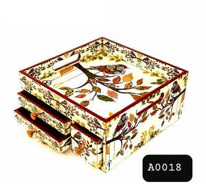 Vente en gros de plateau de service carré en bois jetable personnalisé de qualité supérieure avec poignée Vaisselle pour servir des assiettes de nourriture - Product Image 6