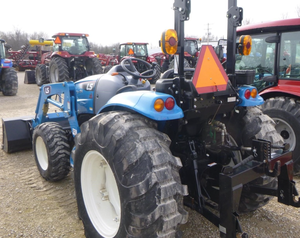 Mini Tractor de césped LS 4WD de alta calidad para agricultura, Tractor de ruedas automático, bomba de carga frontal, caja de cambios, componentes del motor - Product Image 6