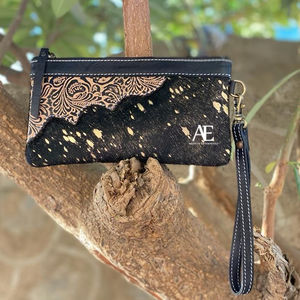 Pochette en cuir à main pour femmes, porte-monnaie élégant en fourrure métallique noire, portefeuilles uniques pour femmes - Product Image 1