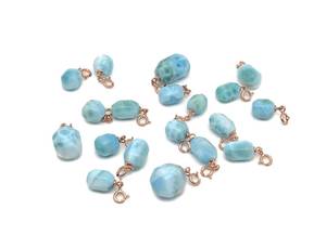 Collar con colgante de Larimar hecho a mano, joyería de piedras preciosas azules naturales, colgante de piedra elegante para mujer, regalo único - Product Image 3