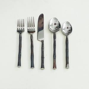 Poignée conique noire antique faite à la main de conception élégante couverts en acier inoxydable argenté poli miroir à la main - Product Image 5