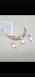 Conjunto de Collar Gargantilla con Diseño Antiguo, Chapado en Oro Indio, con Circonitas Cúbicas, Regalo de Compromiso, para Fiestas - Product Image 2