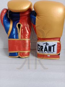 Nuevos guantes de kick boxing de entrenamiento Retro Pro del fabricante Logotipo personalizado y color Cuero de vaca genuino - Product Image 3