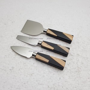 ชุดมีดหั่นชีสด้ามจับไม้ดีไซน์สวย3ชิ้น - Product Image 6
