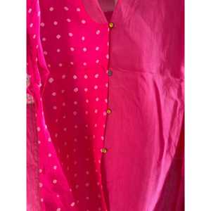 JODHPUR 101 <b>Silk</b> Bandhani <b>Pink</b> <b>Top</b> with Button Decoration - Product Image 2