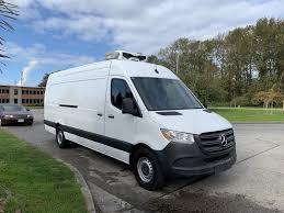 MEILLEURE OFFRE – Fourgonnette SPRIN-TERM 2019 d'occasion, propre, à aspiration naturelle, capacité 4L/8L, propulsion arrière/intégrale, R-19 - Product Image 5