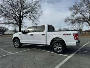 Ford F-150 XLT FX4 Usado del 2019 - Product Image 5