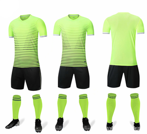 Camiseta de fútbol para adultos, conjunto de pantalones cortos, transpirable, 100% tela de poliéster, impresión Digital, gráficos, cómodo ajuste elástico, juego óptimo - Product Image 5