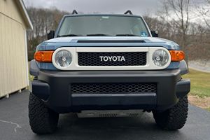 รถยนต์มือสอง ปี 2014 โตโยต้า เอฟเจ ครุยเซอร์ รุ่นเทรลทีมส์ อัลติเมท อิดิชั่น พวงมาลัยซ้าย/ขวา - Product Image 2