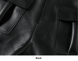 Shorts en cuir PU noir satiné taille haute avec poches et fermeture boutonnée, style motard pour femme - Product Image 3