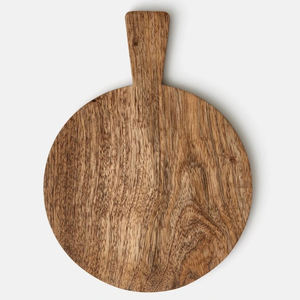 Tabla de Cortar de Madera con Diseño de Reno Navideño, Tabla de Charcutería Festiva Hecha a Mano para Fiestas Navideñas y Decoración del Hogar - Product Image 5
