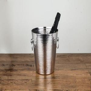 Elegante cubo de hielo de acero inoxidable con un acabado pulido elegante y perfecto para eventos formales a muy bajo precio - Product Image 1