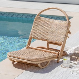 Chaises pliantes en rotin naturel avec appui-tête, accessoires de plage, vente en gros de chaises d'extérieur en cannage - Product Image 1