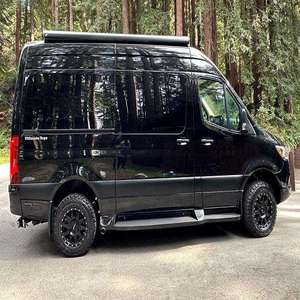 Sprinter 2500 con Volante a la Izquierda, Cámara Trasera, Listo para Enviar, con Asientos de Cuero, Faros LED, Techo Corredizo, 6 Plazas - Product Image 2