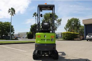 Mini-excavatrice A14SE d'Achilles avec moteur Kubota, chenilles JCB, vérin hydraulique Eaton, garantie de 3 ans - Product Image 5