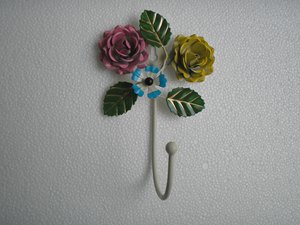 Crochet mural de créateur en fer - Product Image 5